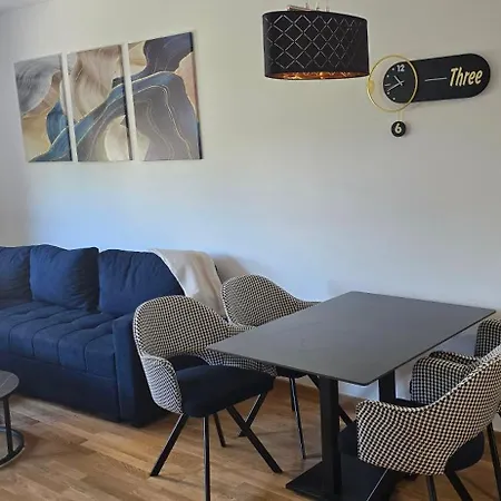 Lazarus With Garage Apartment Banja Luka