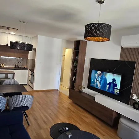 Lazarus With Garage *